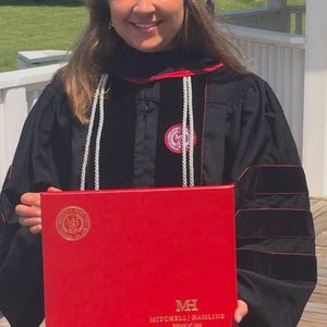 Meet your Posher, Kara